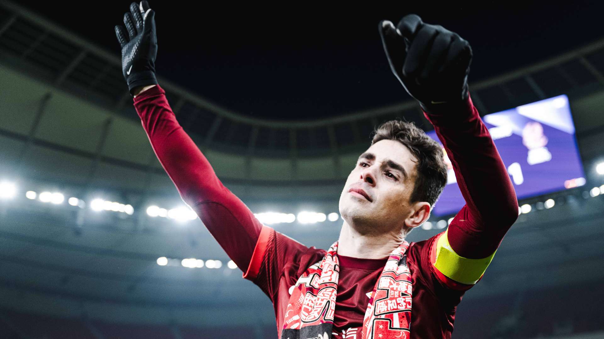 以去年U 以去年U